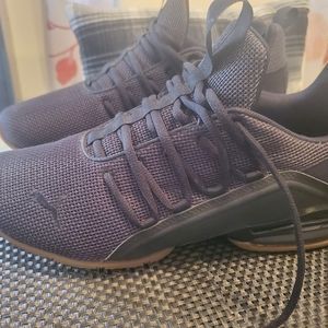 Puma Axelion shoes mens US 11